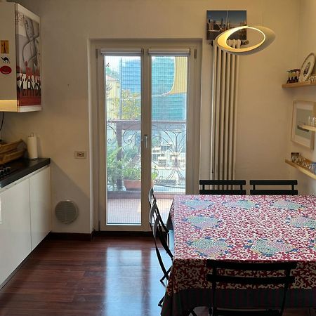 Ferienwohnung Commenda 25 - A Special Spot In The Heart Of Mailand Exterior foto